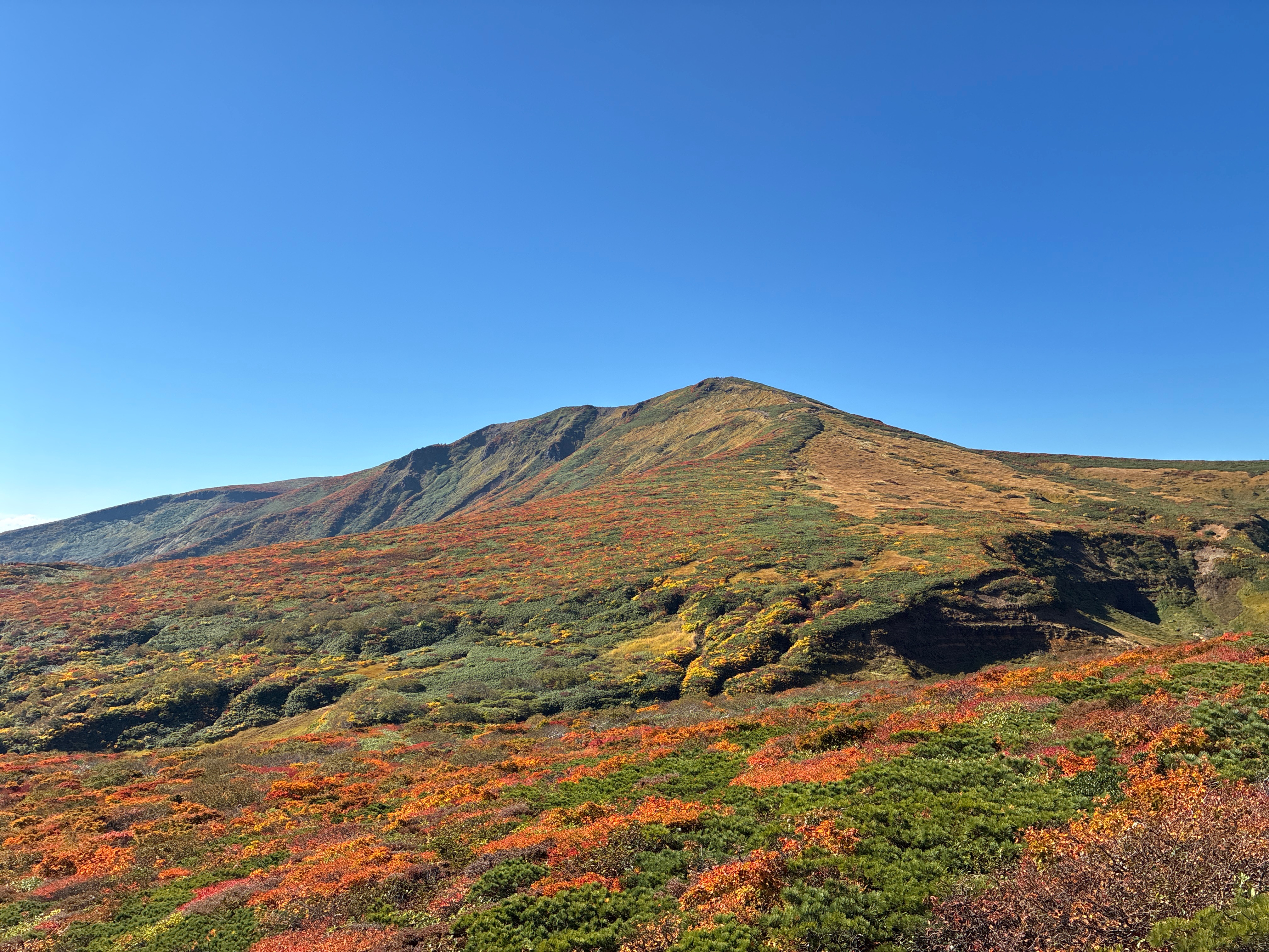 栗駒山（2025年10月）